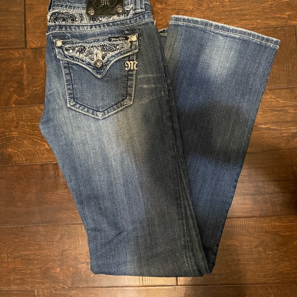 MISS ME BOOT CUT JEANS SIZE 30